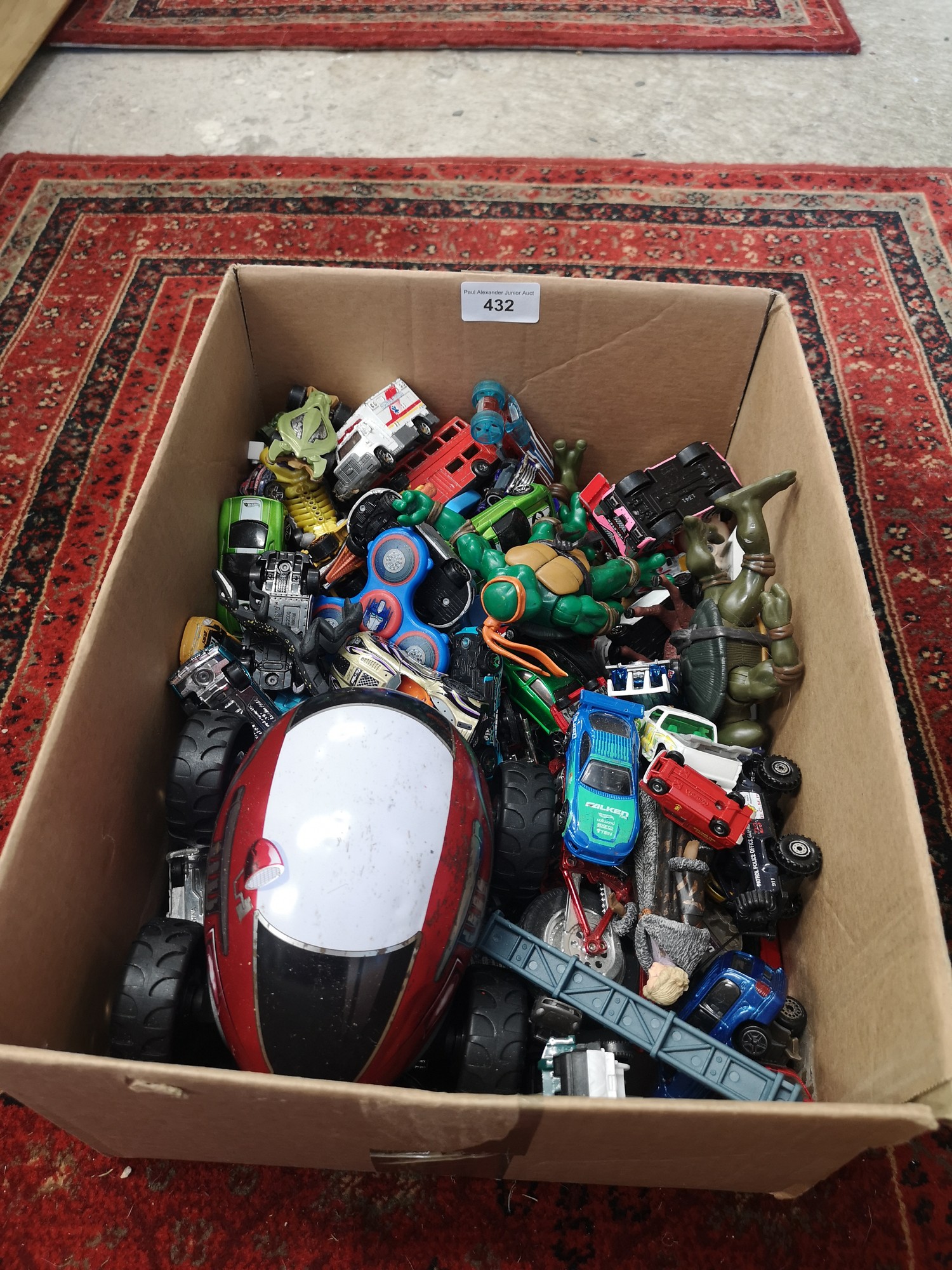 Large box of playworn cars. - Image 2 of 2