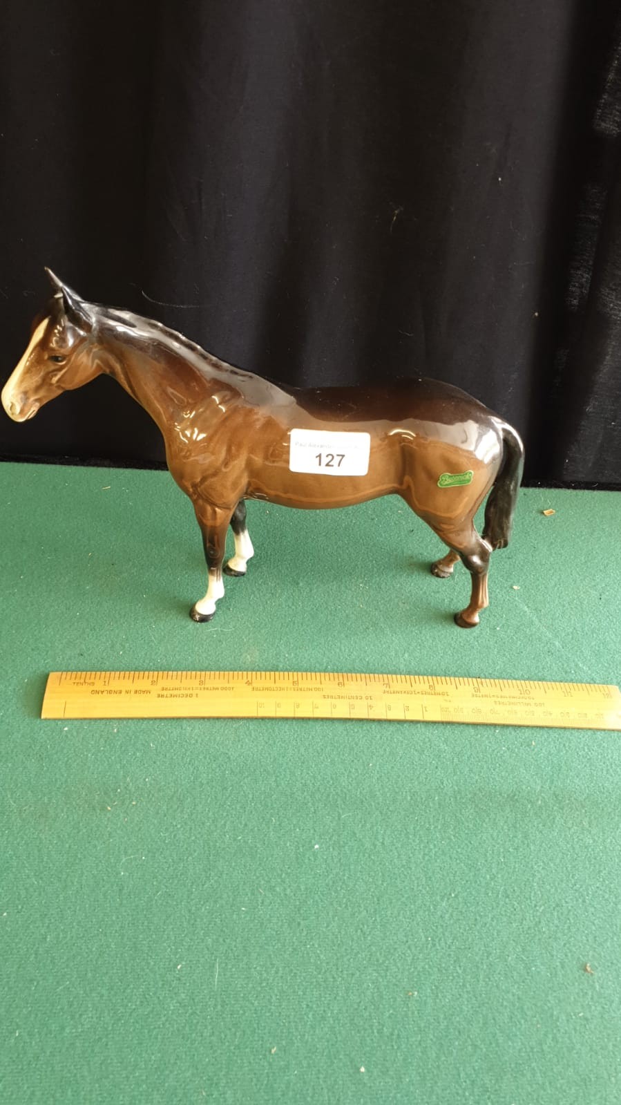 Large Beswick Thoroughbred Race Horse.