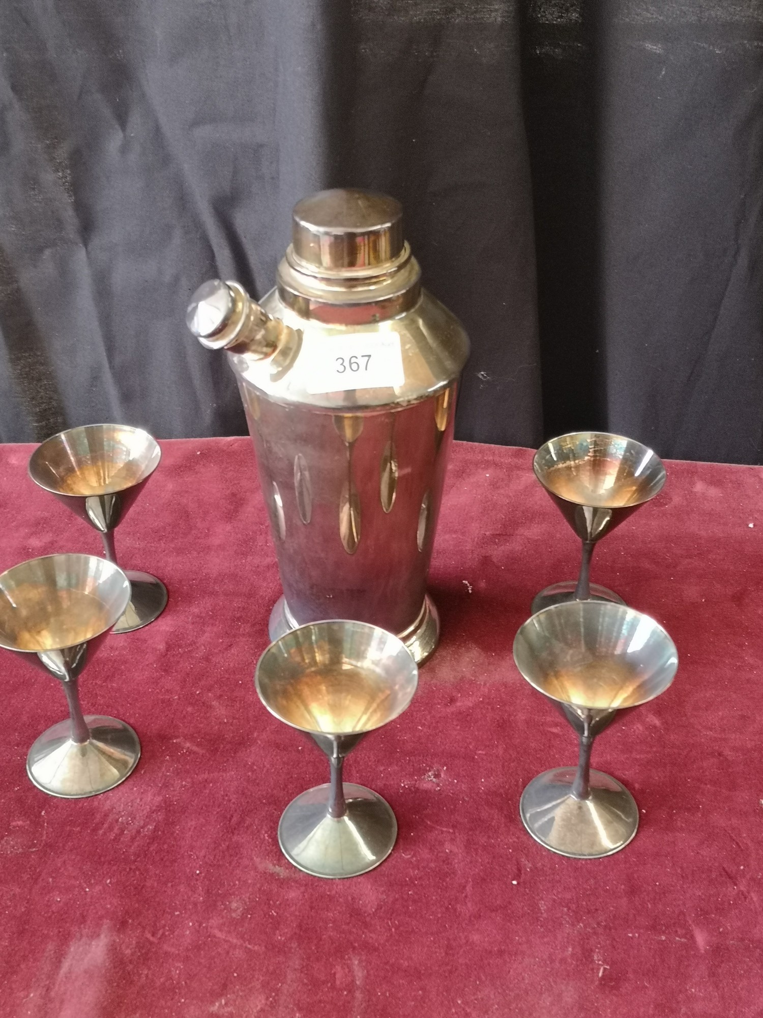 Silver plated art deco cocktail shacker set. - Image 2 of 2