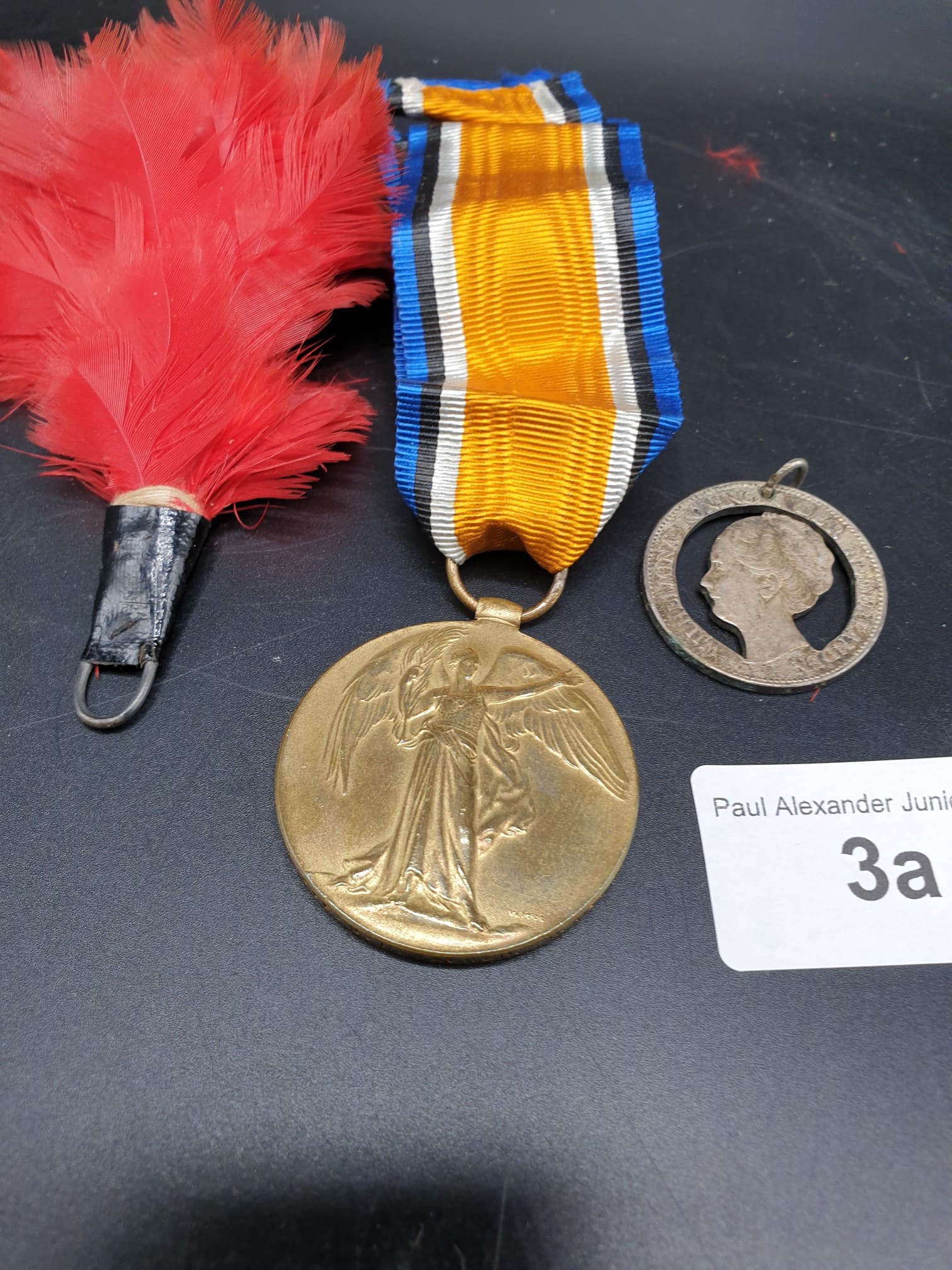 ww1 Medal S18999 Private S H Walker Royal Highlanders With Plume And Dutch Medal