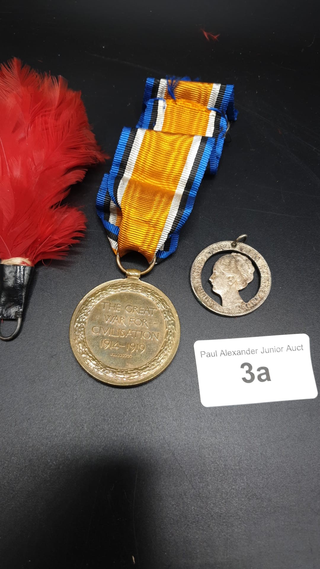 ww1 Medal S18999 Private S H Walker Royal Highlanders With Plume And Dutch Medal - Image 2 of 3