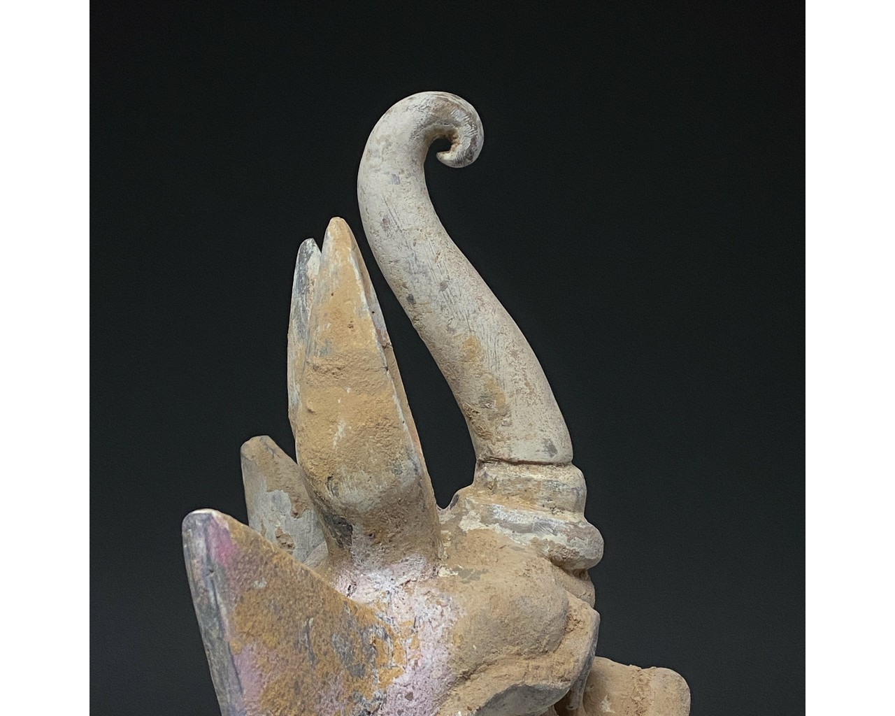 CHINA, TANG DYANSTY POTTERY DRAGON HEAD ON STAND - Image 6 of 9