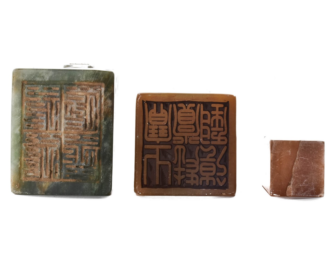 COLLECTION OF THREE CHINESE SHOUSHAN STONE SEALS - Image 5 of 8