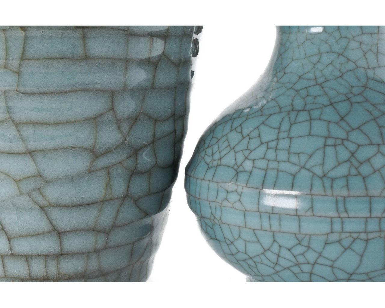 PAIR OF CHINESE CRACKLED GLAZE PORCELAIN VESSELS - Image 8 of 8