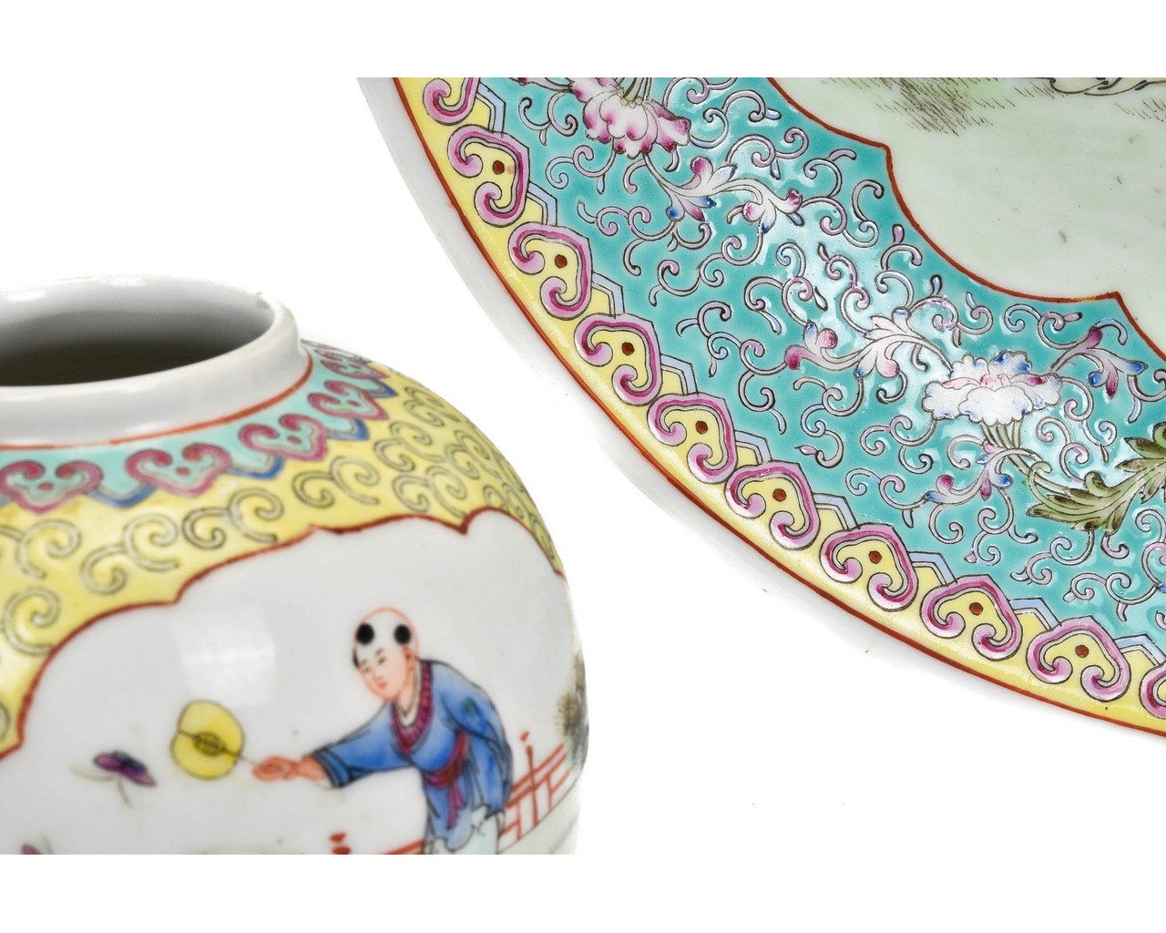 COLLECTION OF THREE CHINESE PORCELAIN PLATES AND JAR - Image 5 of 9