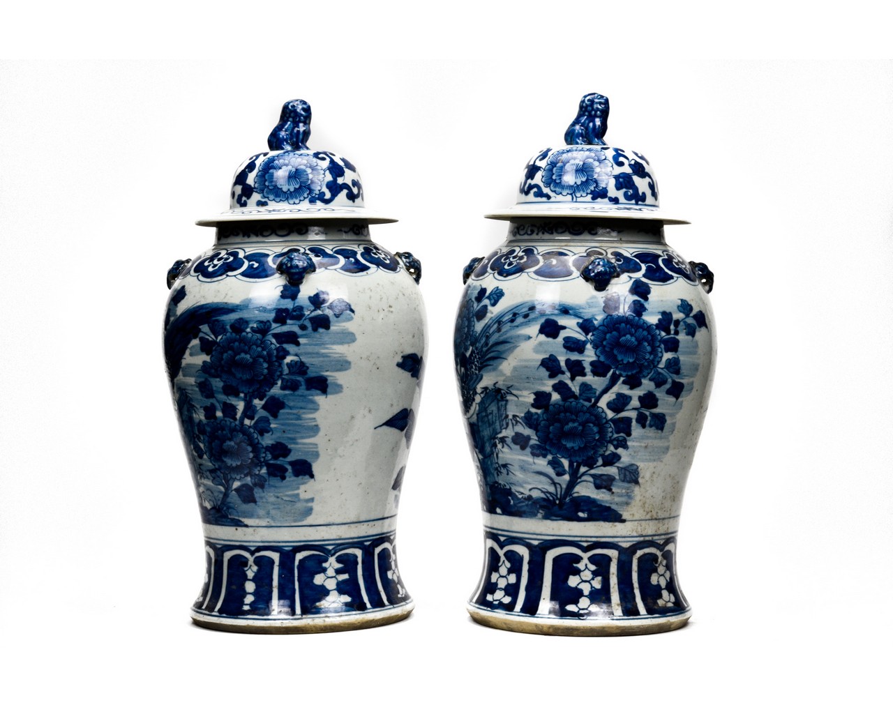 PAIR OF CHINESE BLUE AND WHITE PORCELAIN JARS - Bild 2 aus 9