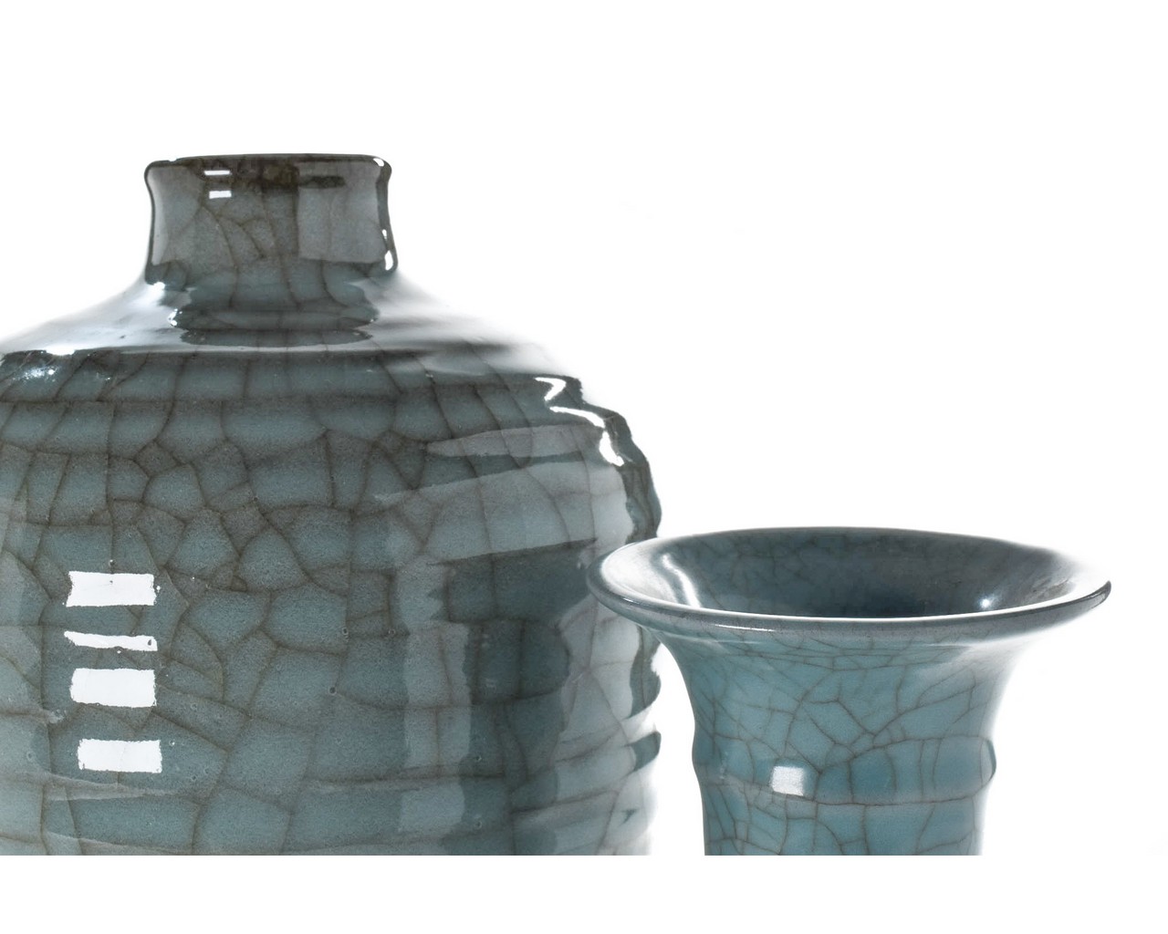 PAIR OF CHINESE CRACKLED GLAZE PORCELAIN VESSELS - Image 3 of 8