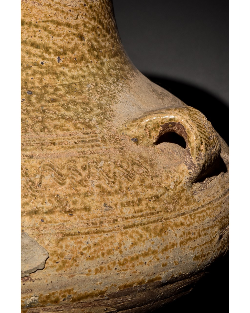 CHINESE HAN DYNASTY TERRACOTTA VESSEL - Image 12 of 12