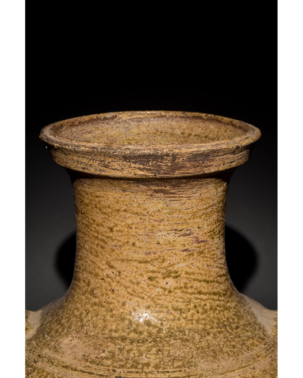 CHINESE HAN DYNASTY TERRACOTTA VESSEL - Image 8 of 12