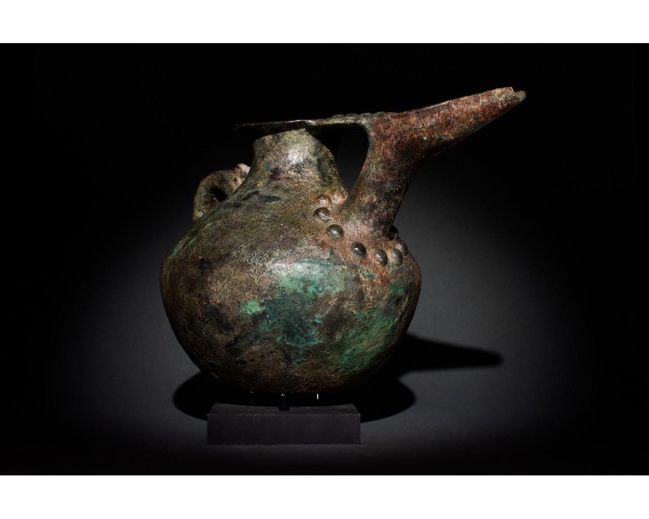 WESTERN ASIATIC BRONZE SPOUTED VESSEL - Image 2 of 9