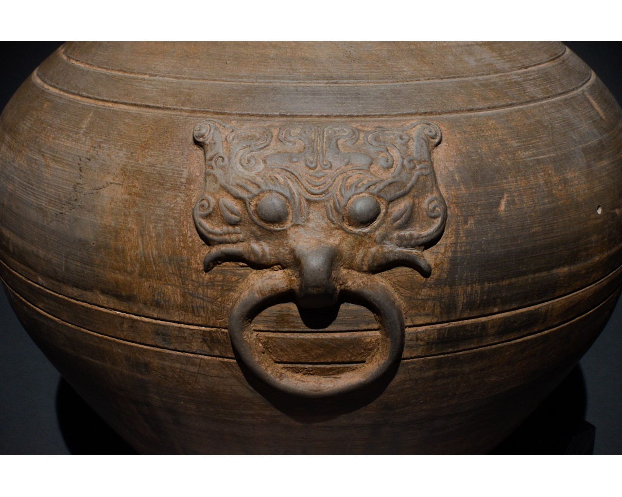 LARGE CHINESE HAN DYNASTY VESSEL WITH COVER - Image 11 of 11