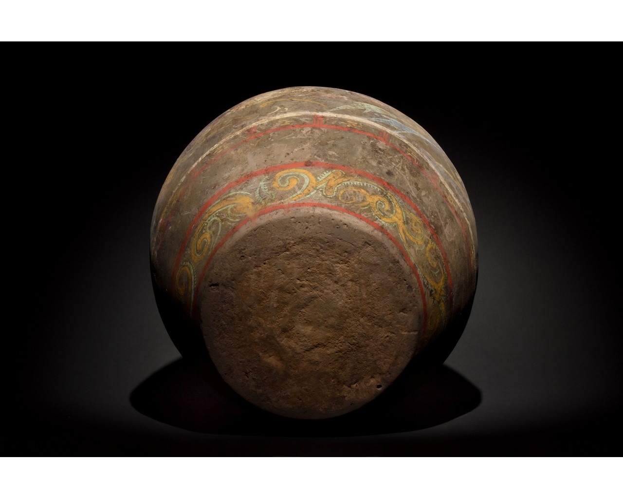 RARE CHINESE HAN DYNASTY TERRACOTTA VESSEL PAINTED WITH SCENES - Image 4 of 9