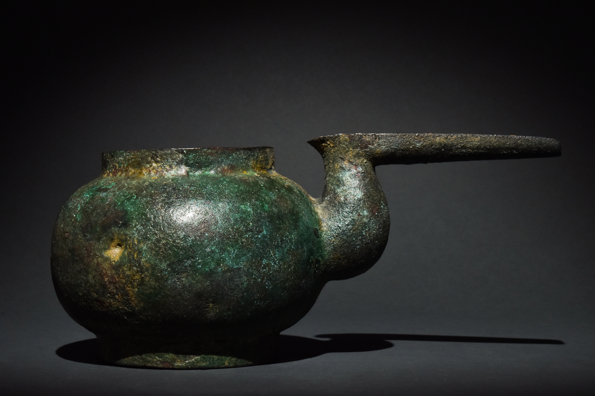 WESTERN ASIATIC BRONZE SPOUTED VESSEL