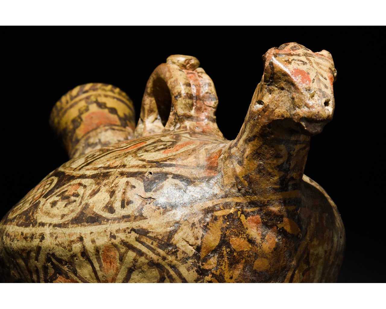 BEAUTIFUL WESTERN ASIATIC DECORATED VESSEL - Image 6 of 13