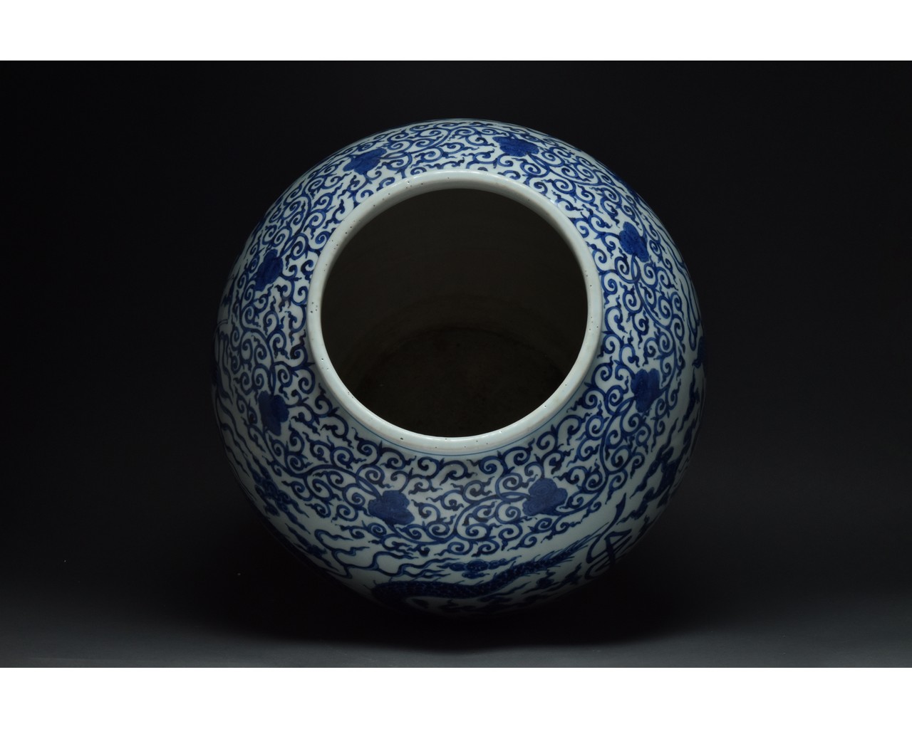 MAGNIFICENT CHINESE MING DYNASTY "DRAGON JAR" - Image 4 of 9