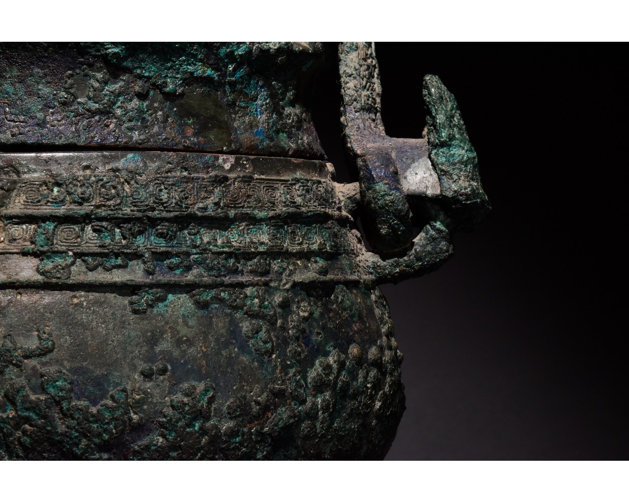 CHINESE WESTERN ZHOU BRONZE RITUAL VESSEL, YOU - XRF TESTED - Image 10 of 18