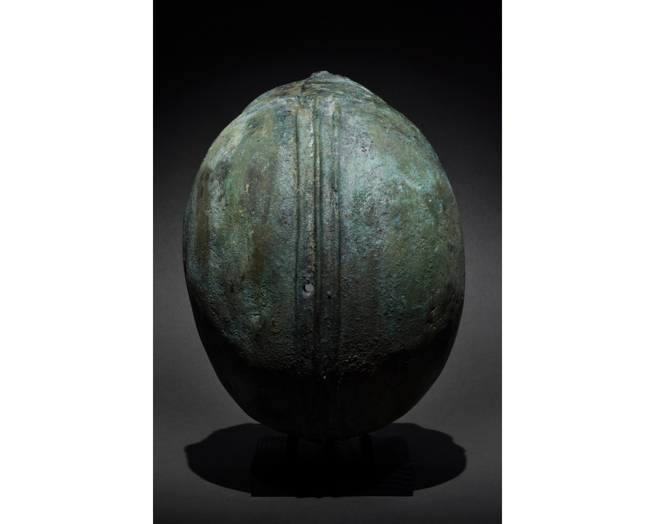 GREEK CHALCIDIAN DECORATED BRONZE HELMET - Image 7 of 7