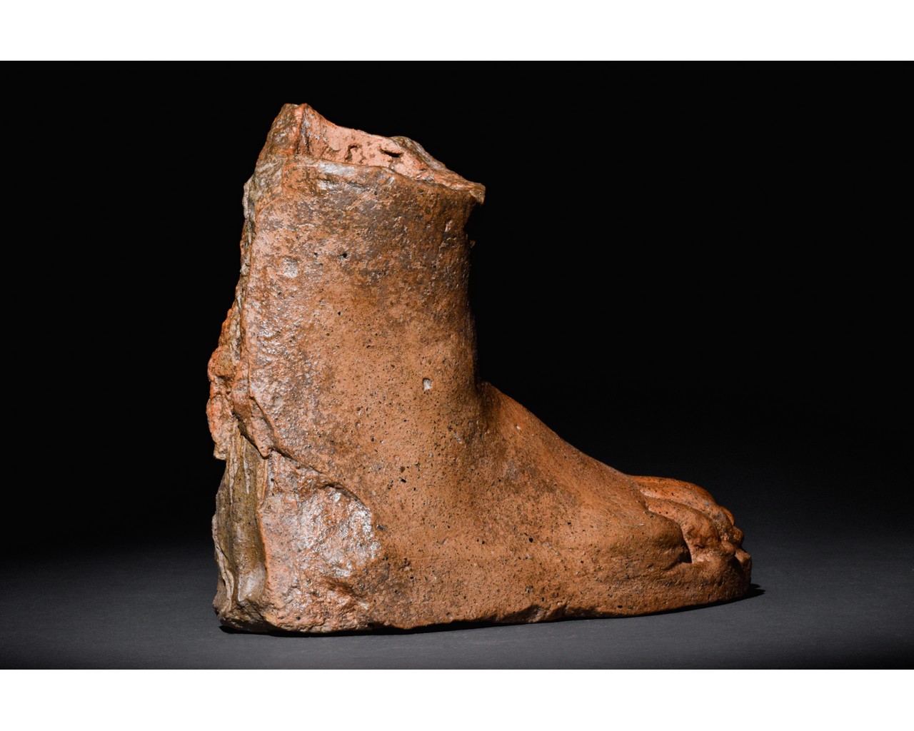 ETRUSCAN TERRACOTTA FOOT - Image 5 of 10