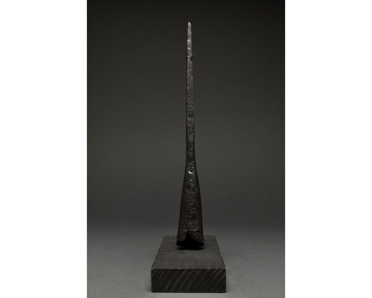 MEDIEVAL VIKING AGE IRON SPEAR HEAD - Image 2 of 4