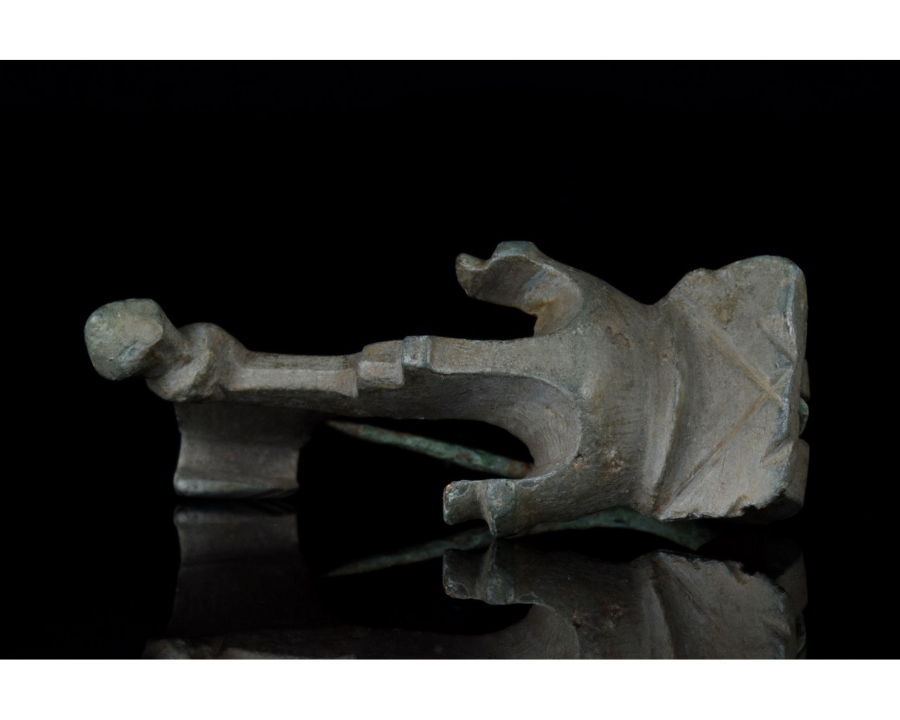 ROMAN BRONZE ANCHOR HEADED FIBULA - Image 2 of 6