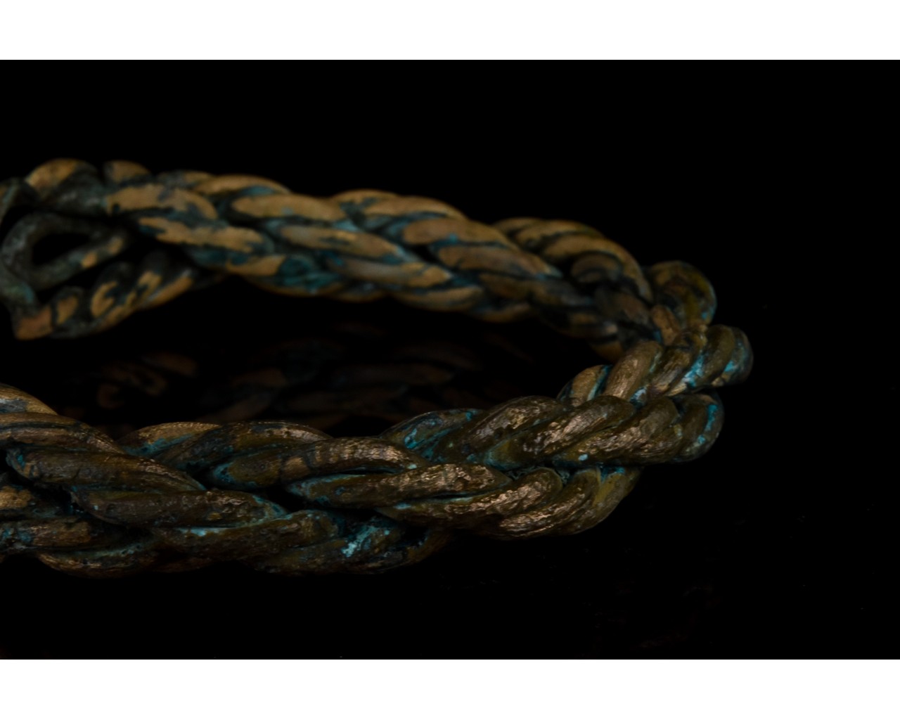 MEDIEVAL BRONZE TWISTED BRACELET - Image 7 of 7