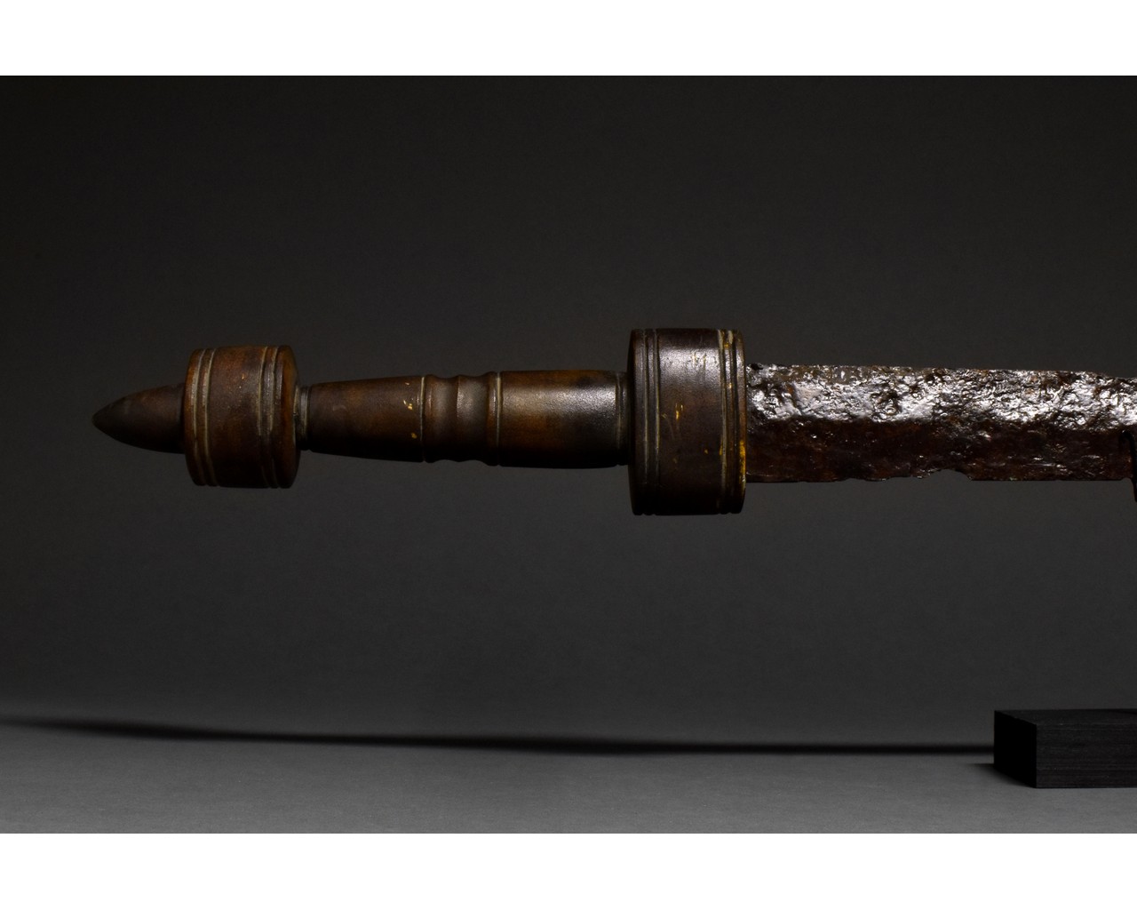 ROMAN IRON SPATHA SWORD - Image 4 of 8