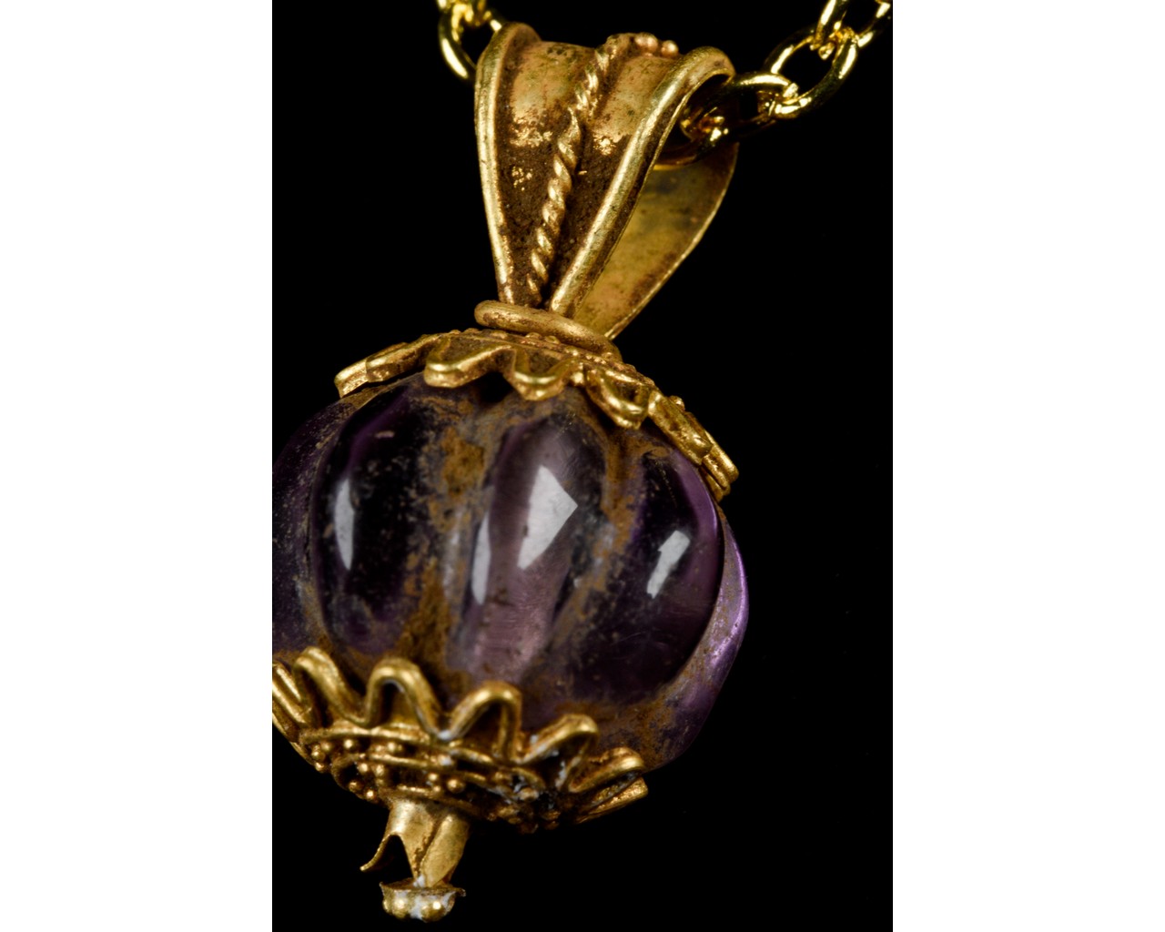 ANCIENT GREEK GOLD PENDANT WITH AMETHYST STONE - FULL ANALYSIS - Image 4 of 8