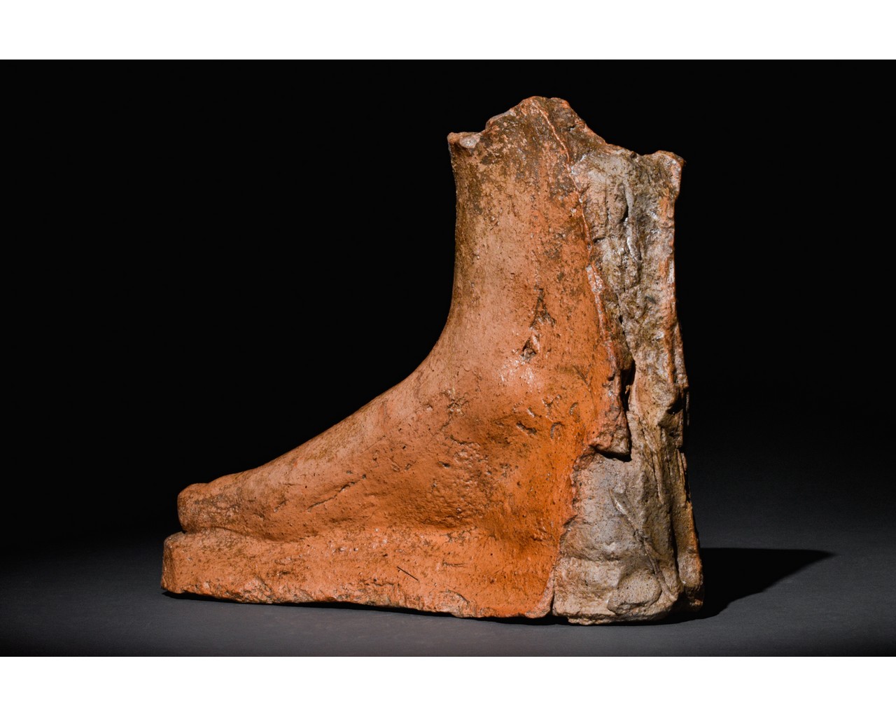 ETRUSCAN TERRACOTTA FOOT - Image 4 of 10