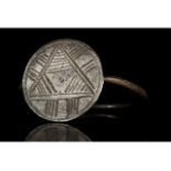 MEDIEVAL SILVER RING WITH ILLUMINATING TRIANGLE PATTERN