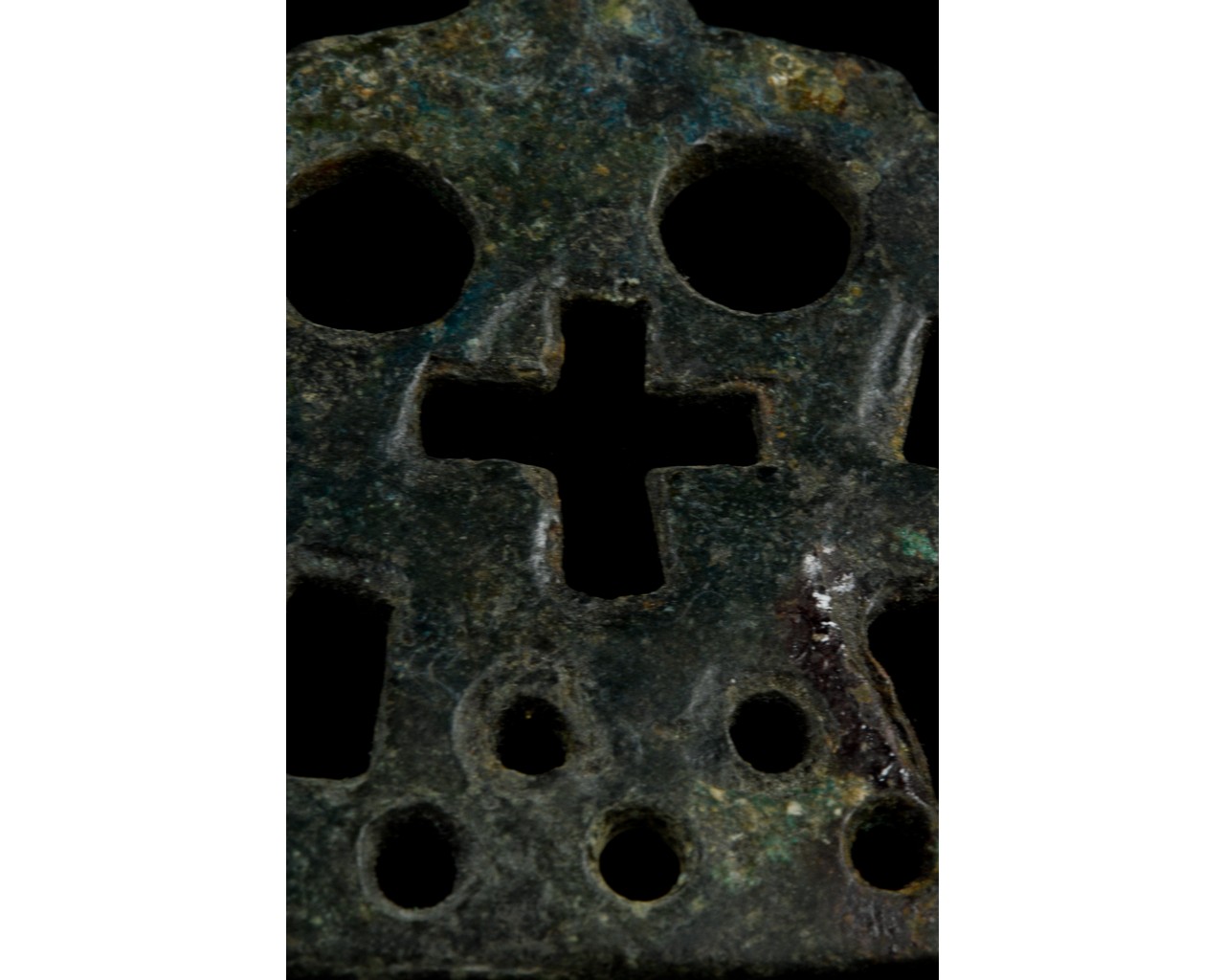 VIKING AGE OPEN-WORK BRONZE PENDANT - Image 6 of 8