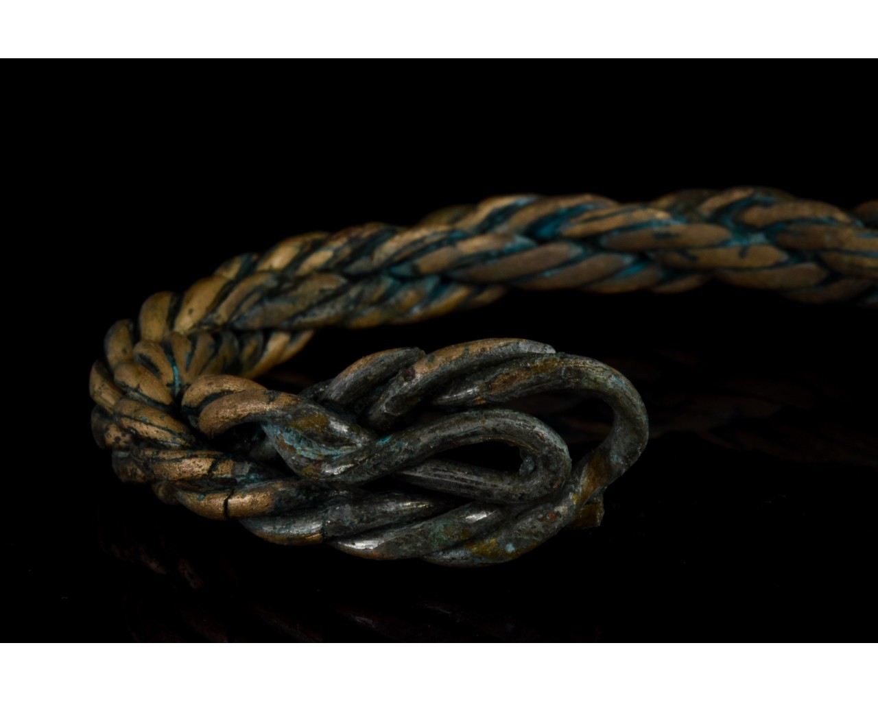 MEDIEVAL BRONZE TWISTED BRACELET - Image 5 of 7