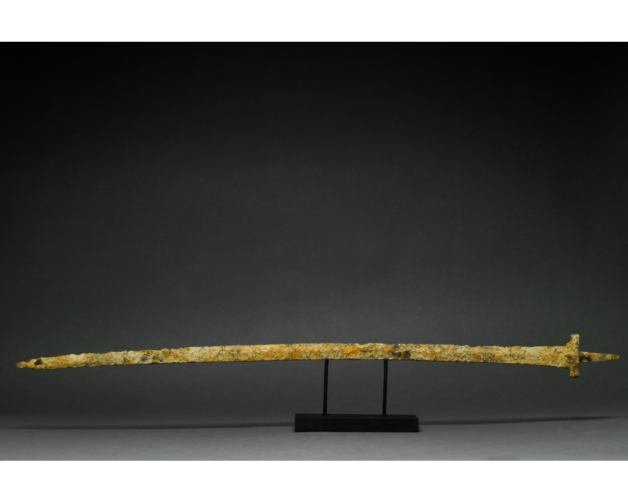 MEDIEVAL MIGRATION PERIOD IRON SWORD - Image 2 of 4