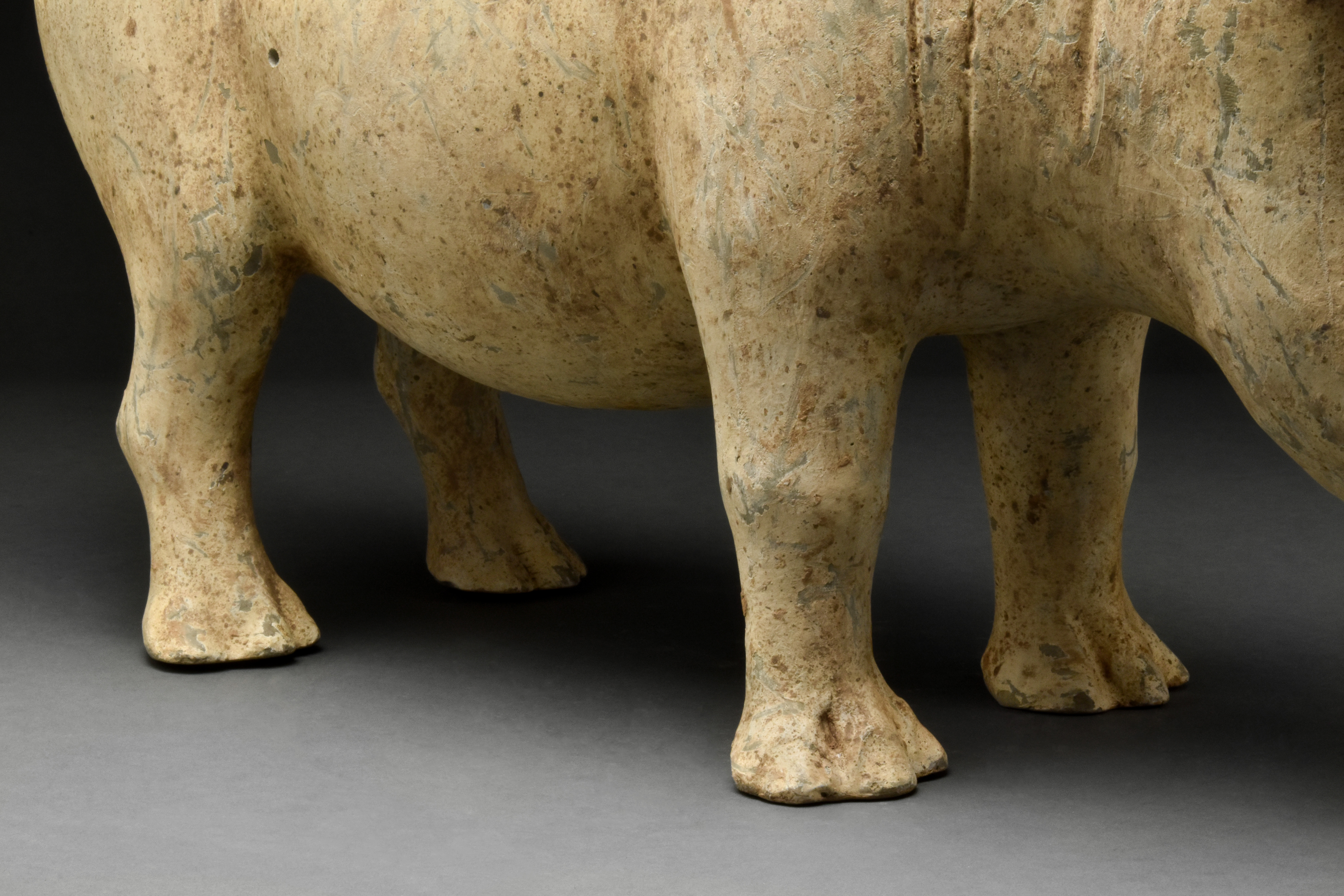 CHINESE HAN DYNASTY TERRACOTTA RHINOCEROS - TL TESTED - Image 7 of 9