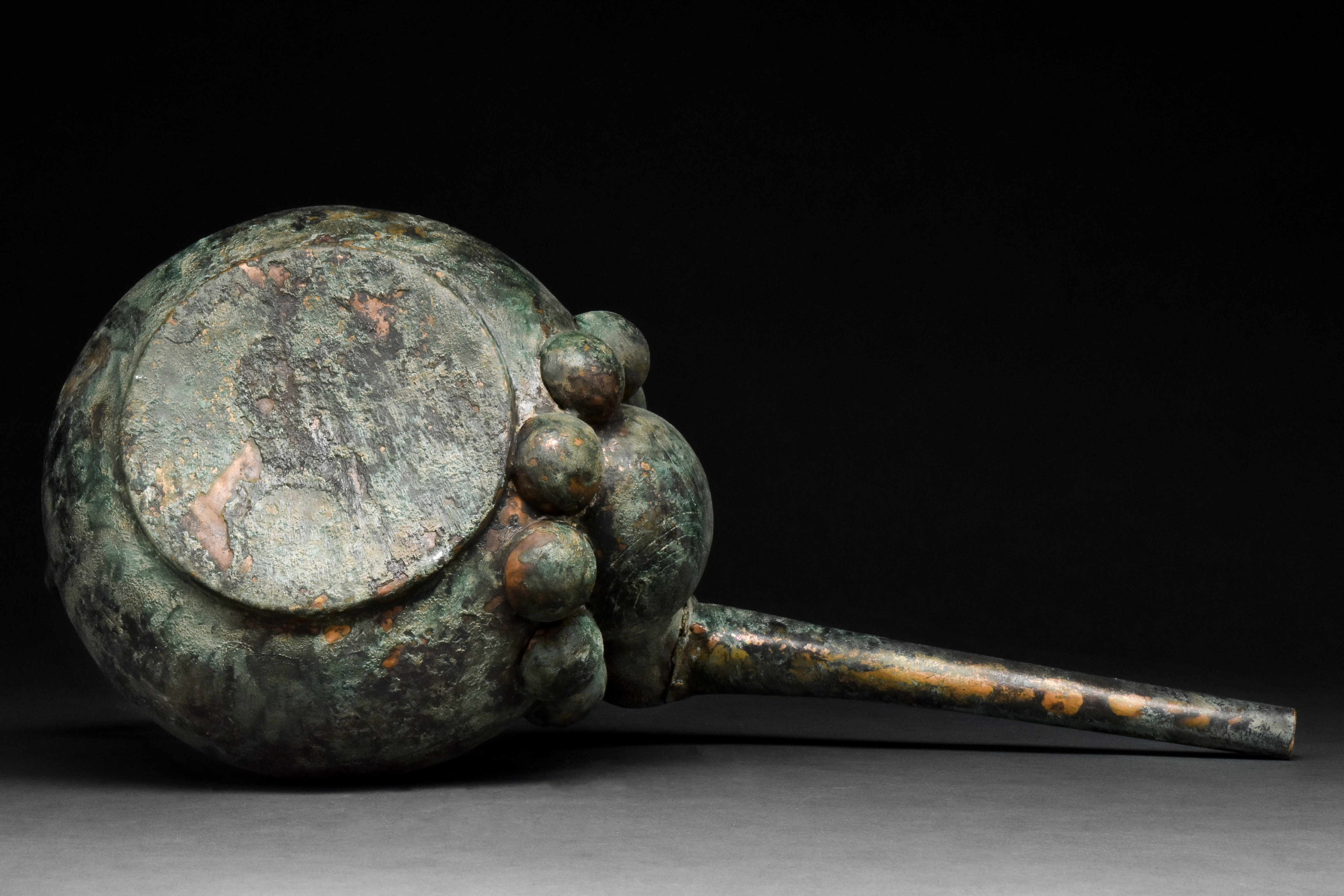 WESTERN ASIATIC BRONZE SPOUTED VESSEL - Bild 3 aus 5