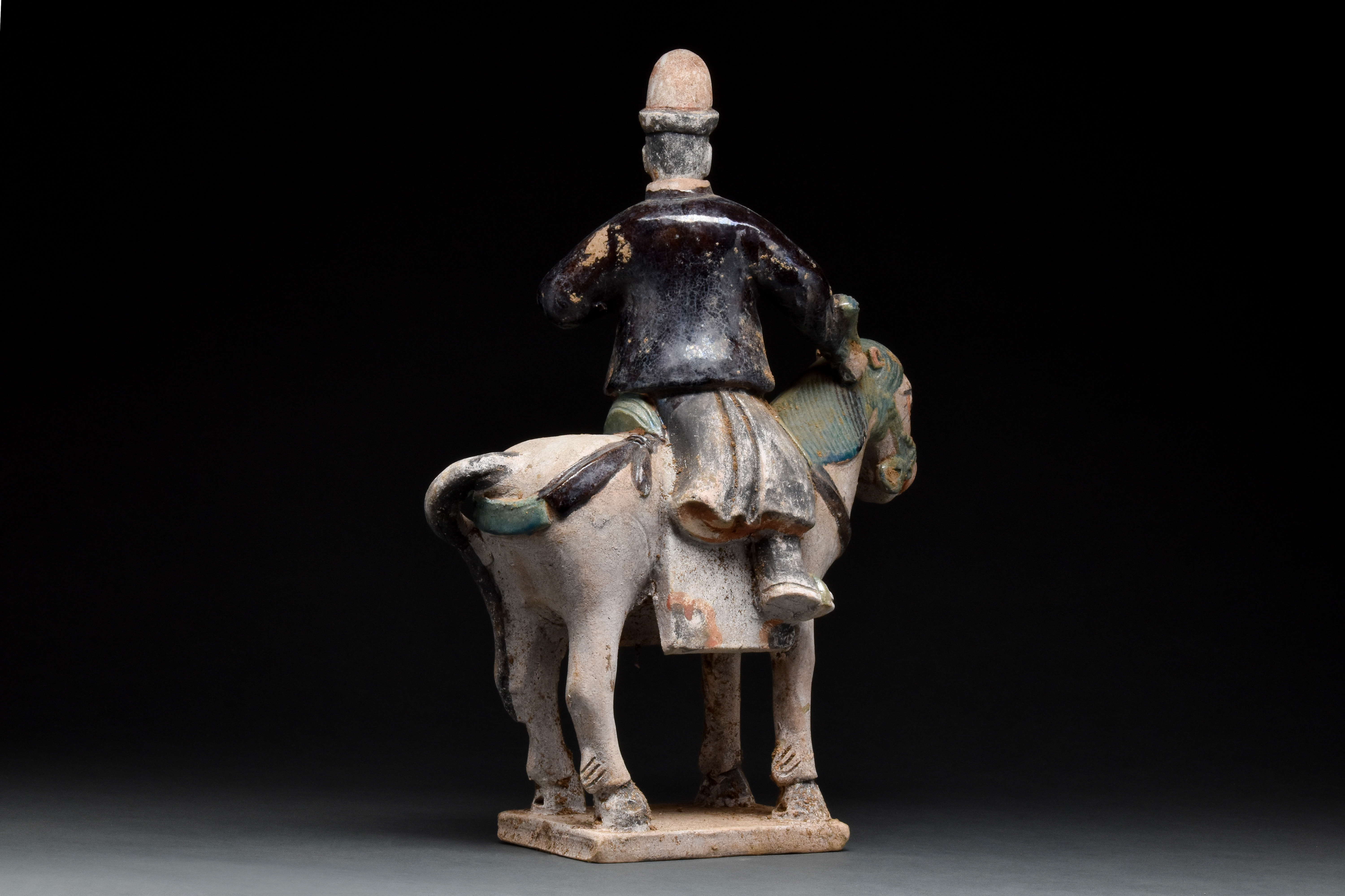 CHINESE MING DYNASTY HORSE AND RIDER FIGURE - Image 3 of 4