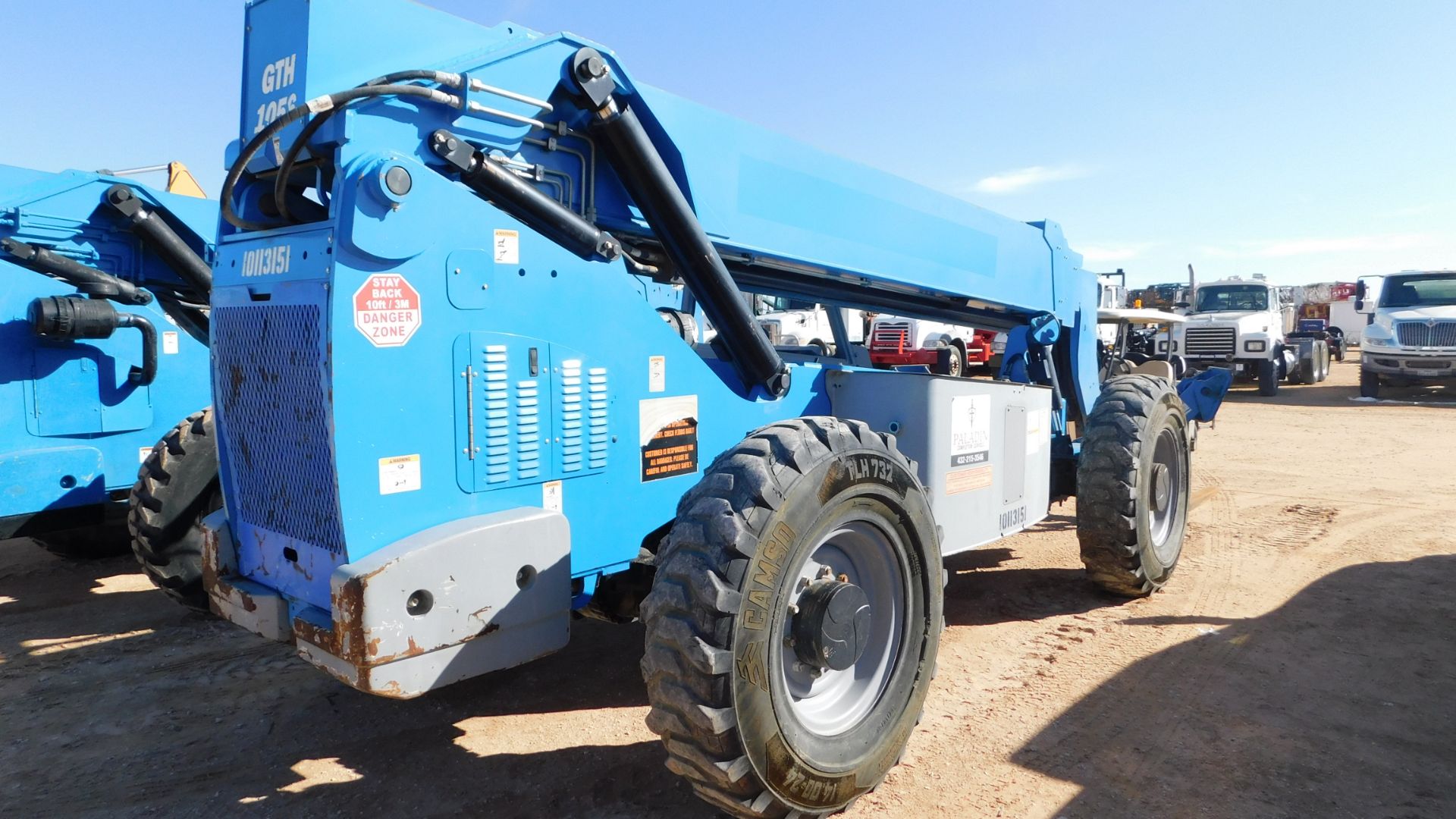 2013 GENIE GTH1056, 10K TELEHANDLER S#GTH1013-16955 P/B: DEUTZ TURBO DIESEL ENGINE FRONT OUTRIGGERS, - Image 3 of 7