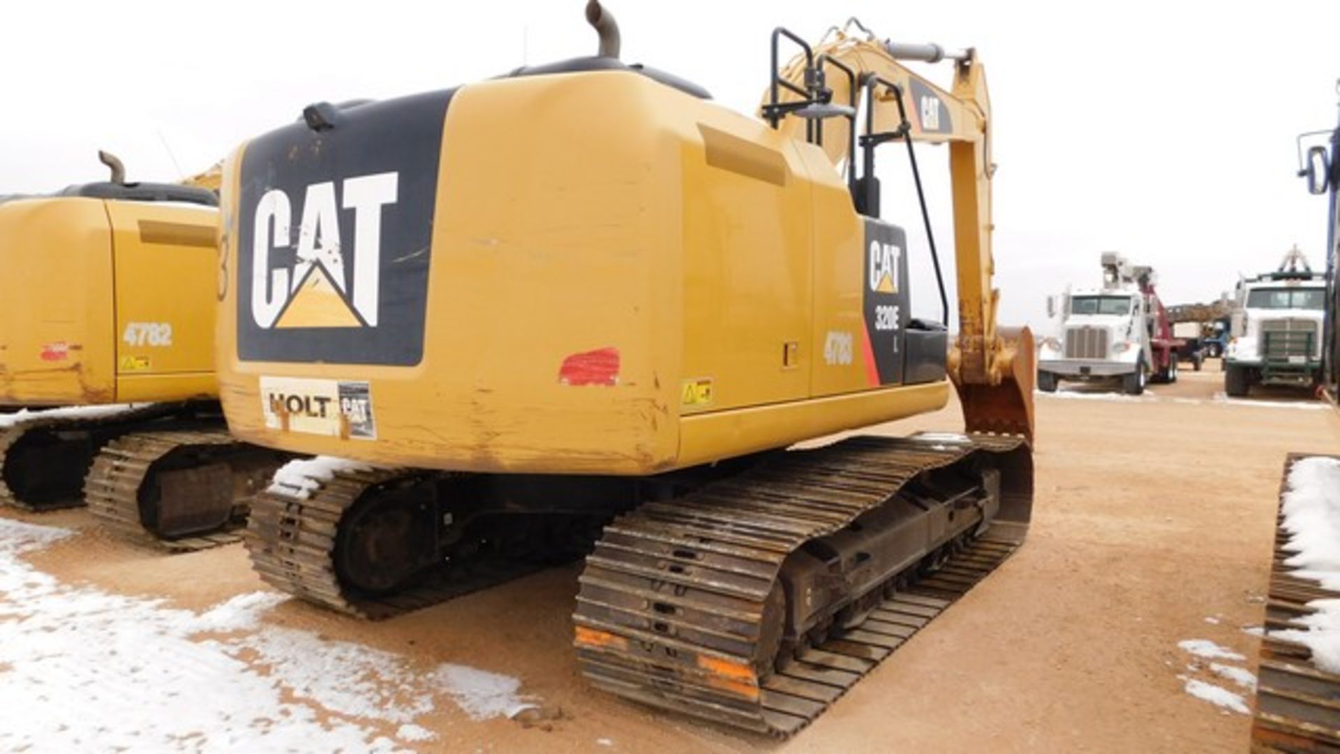 Located in YARD 1 - Midland, TX (2404)2015 CATERPILLAR 320 EL HYDRAULIC (TRACK) - Image 3 of 7