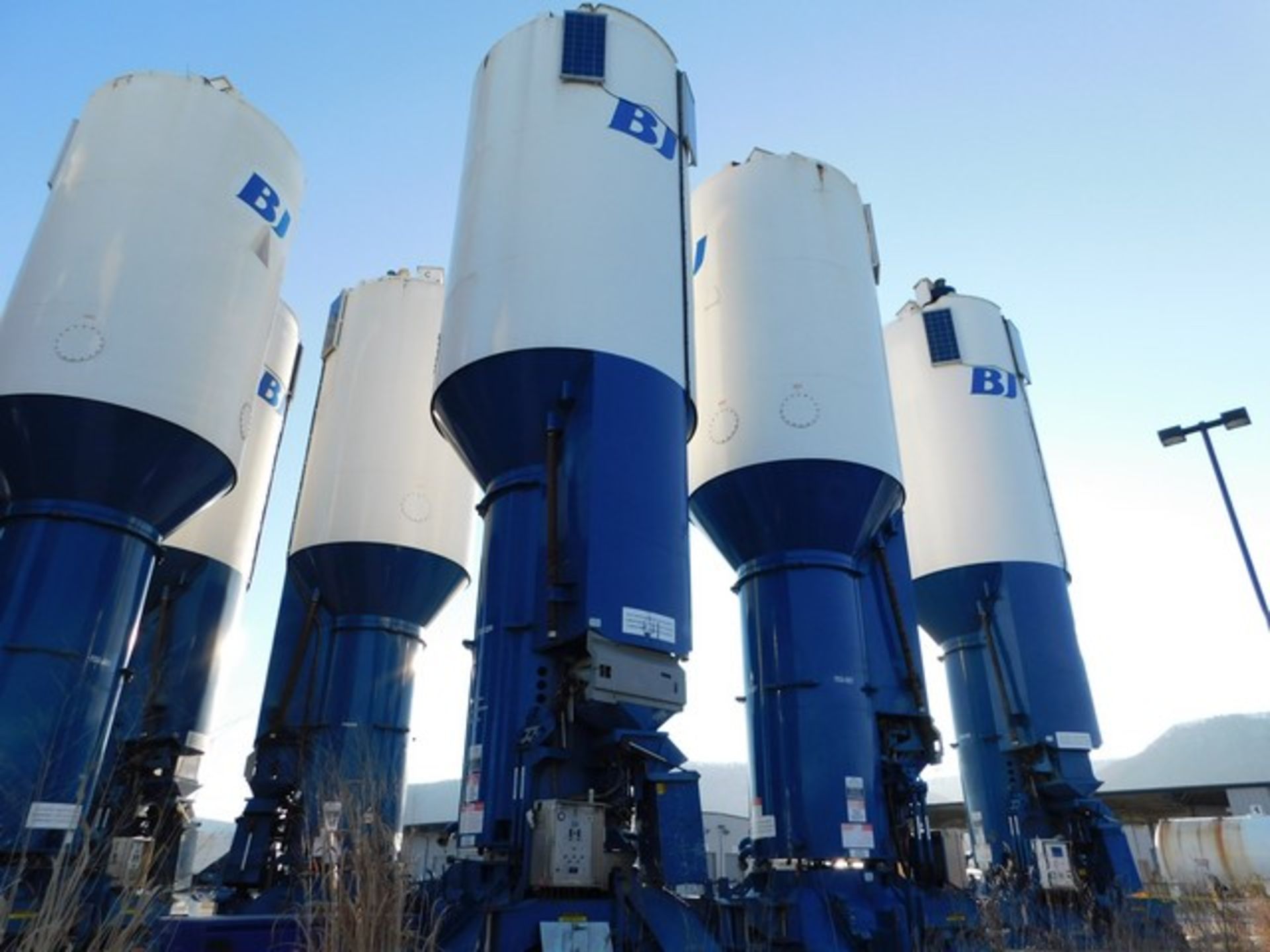 Located in YARD 5 - Mill Hall, PA - (P60) (FSS004) 180T 3200 CFT SILO, COMPARTM - Image 4 of 5