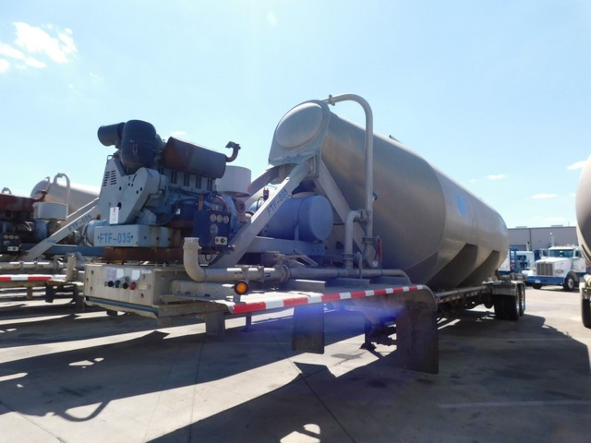 Located in YARD 1 - San Antonio, TX - (FTF-035) (X) 2014 TRAIL KING BULK 3 COMPA - Image 7 of 7