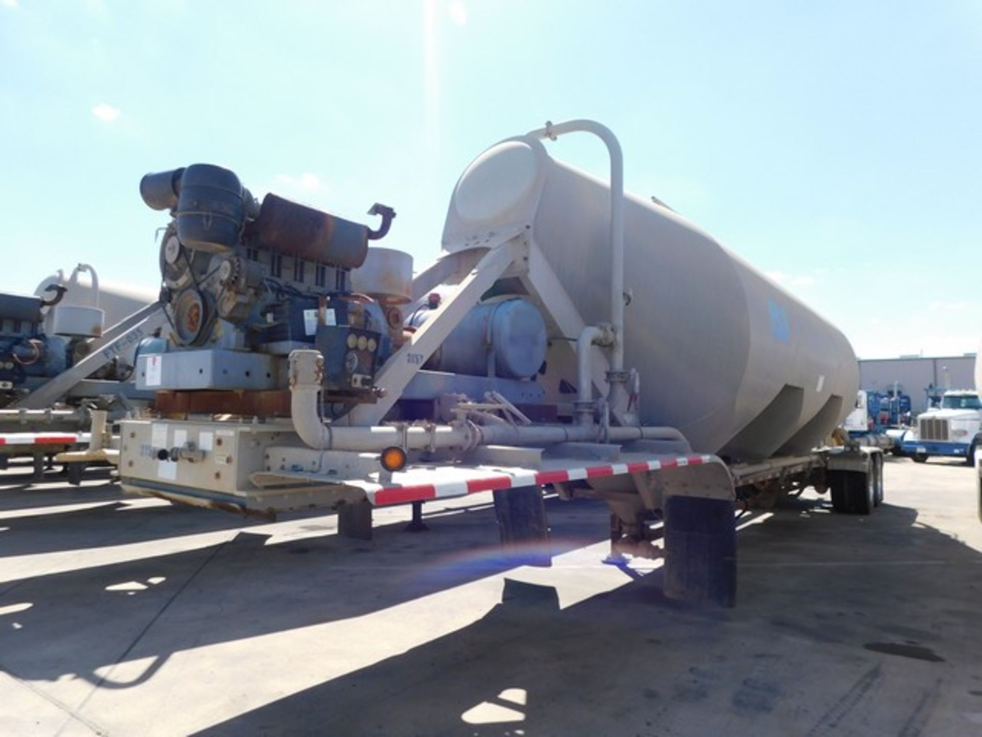 Located in YARD 1 - San Antonio, TX - (FTF-038) (X) 2014 TRAIL KING BULK 3 COMPA - Image 7 of 7