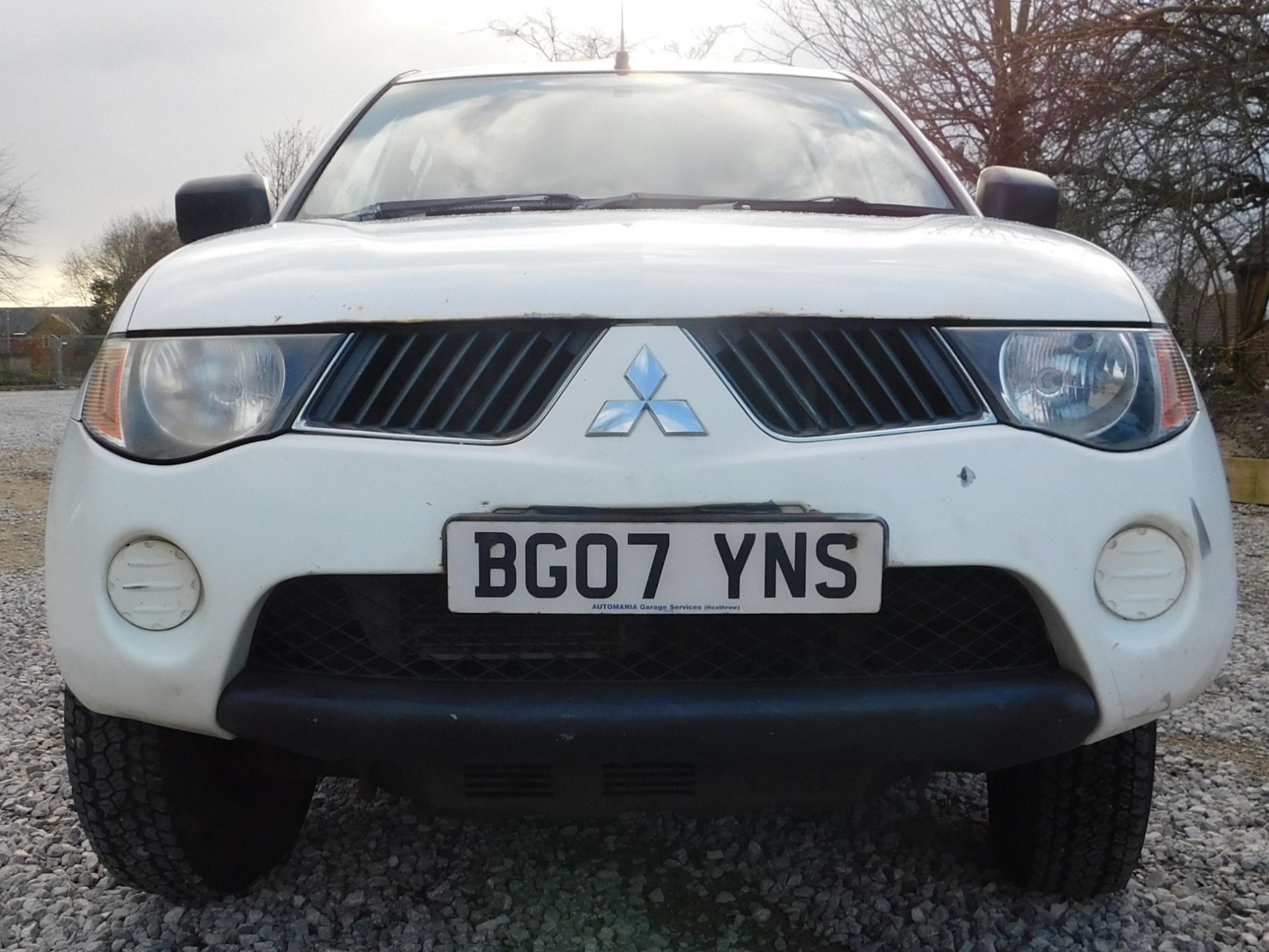 Mitsubishi L200 LWB Diesel Pick Up, DI-D 4Life 4WD, Registration BG07 YNS, First Registered 25th May - Image 5 of 17