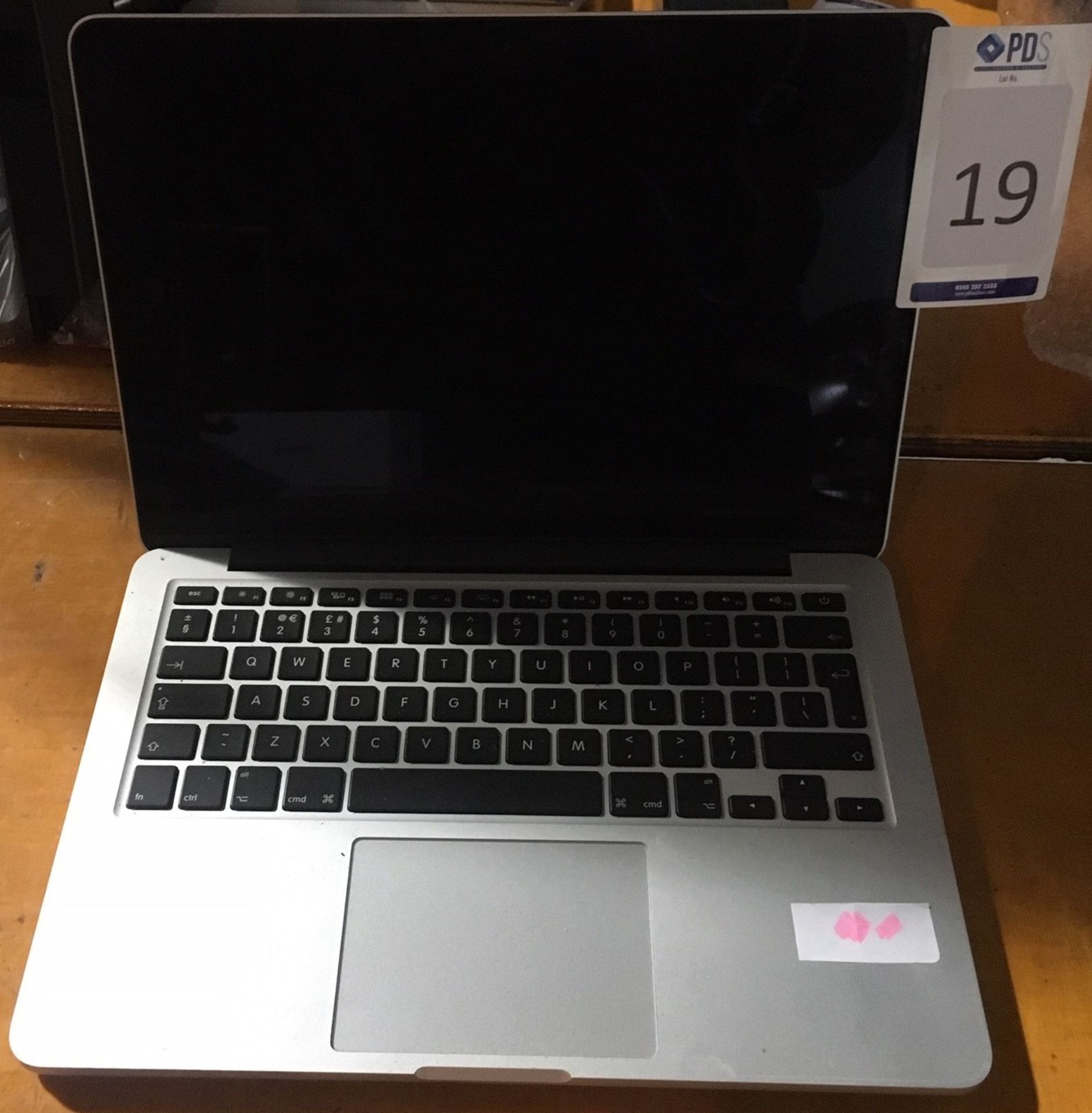Apple MacBook Pro, 13 Inch Display, 2.7GHz, Core i5, 8GB/128GB (2015), Serial Number: