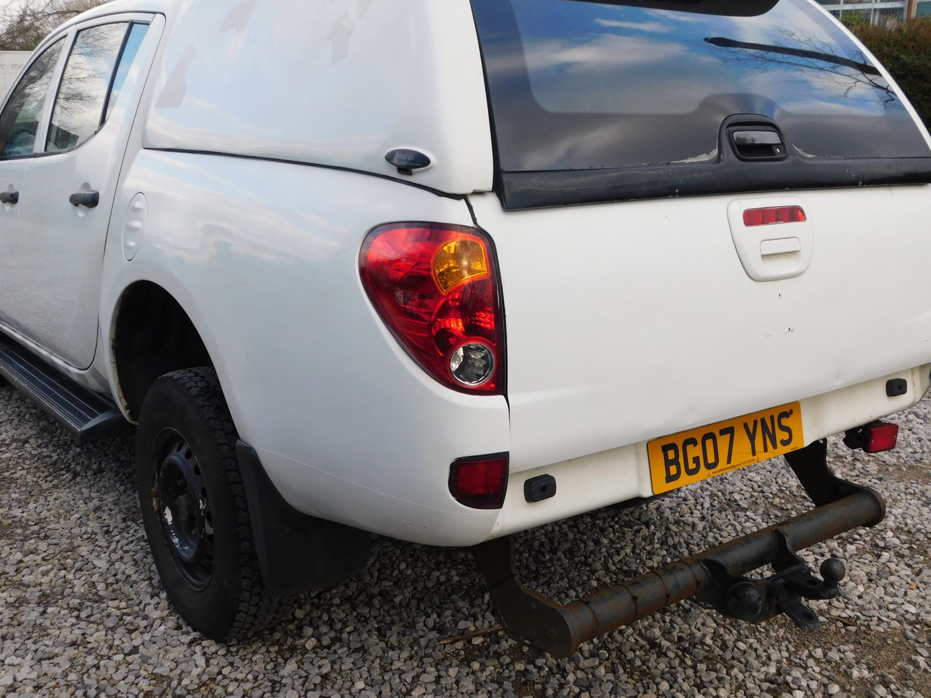 Mitsubishi L200 LWB Diesel Pick Up, DI-D 4Life 4WD, Registration BG07 YNS, First Registered 25th May - Image 3 of 17