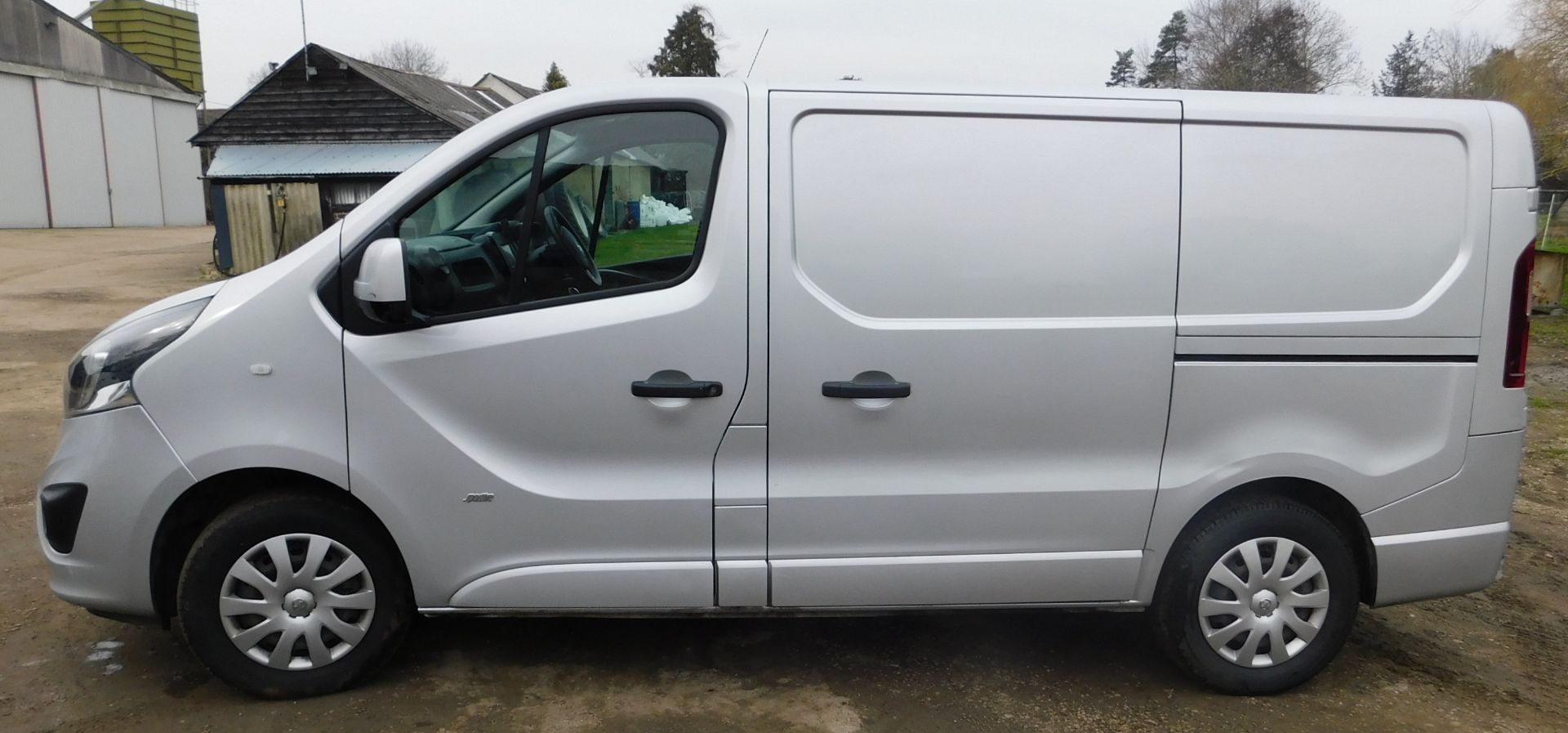 Vauxhall VIVARO L1, 2700 1.6CDTI BiTurbo 145PS Sportive H1 Van, Registration BT66 LJU, First - Image 2 of 27