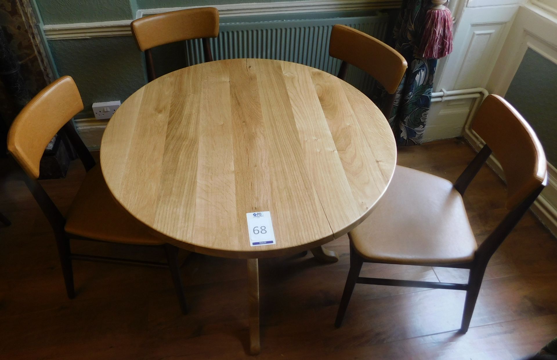 Medium Oak Circular Dining Table 110cm dia., Central Turned Column, Arched Tripod Supports (split