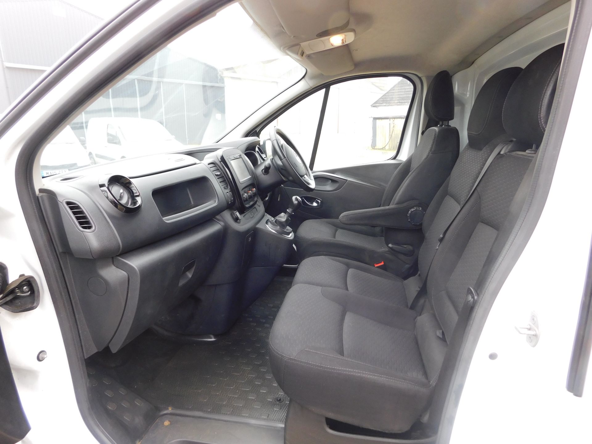 Vauxhall VIVARO L2, 2900 1.6CDTI 120PS Sportive H1 Van, Registration DN67 DBY, First Registered 30th - Image 23 of 25