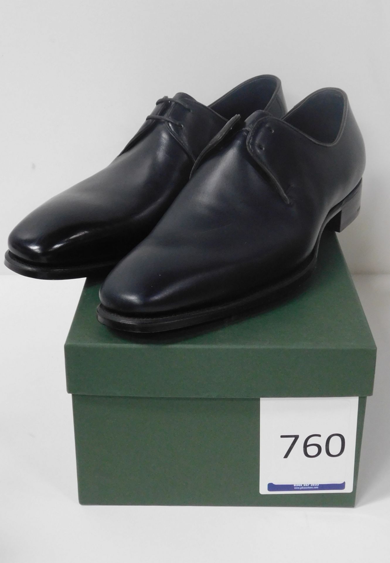 Alfred Sargent Madison Black Gibson (Slight Seconds Mark to Left Upper and Missing One Lace), Size 8