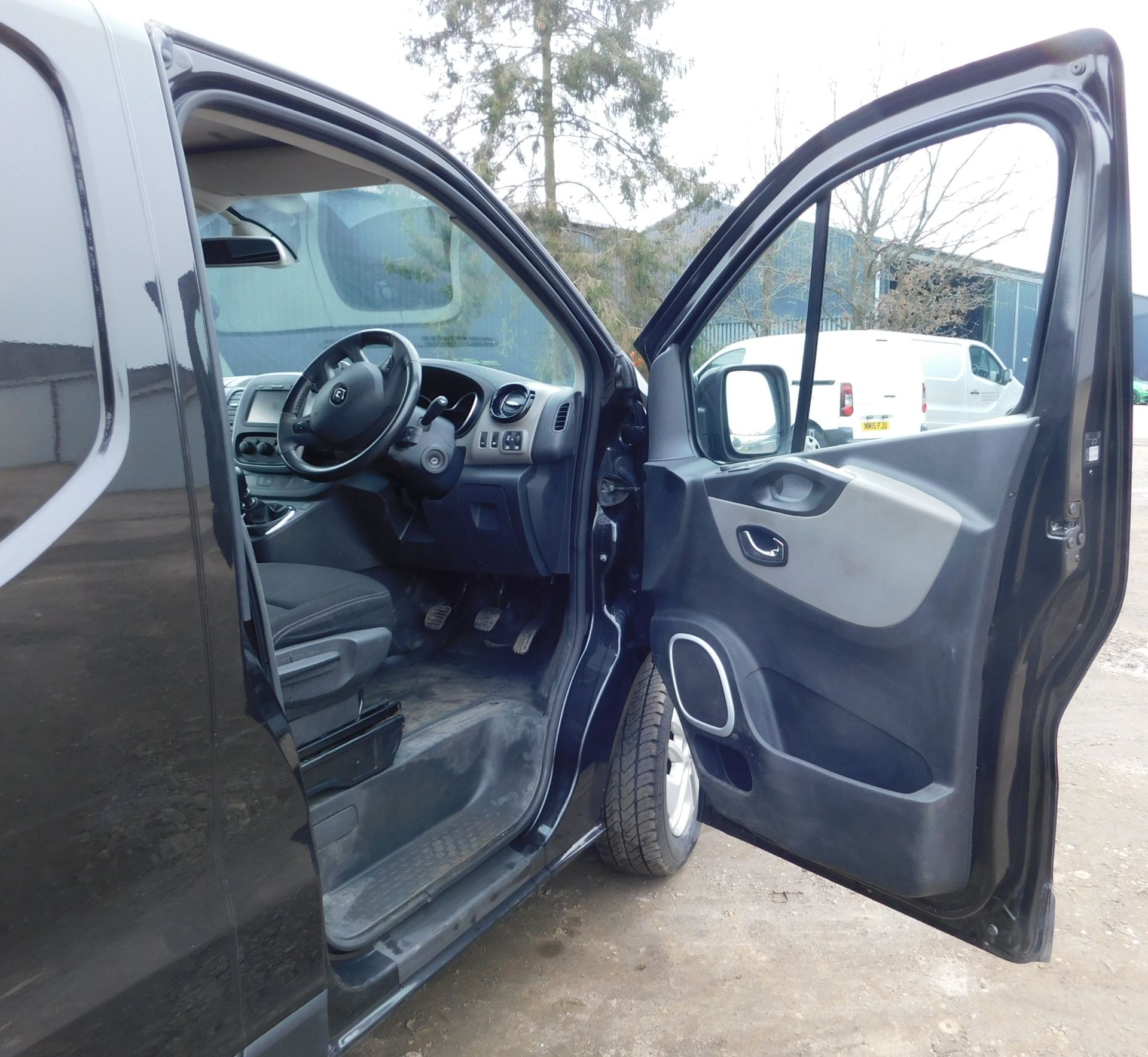 Renault TRAFIC LWB, LL29dCi 115 Sport Van, Registration MC16 EBO, First Registered 30th June 2016, - Image 17 of 25