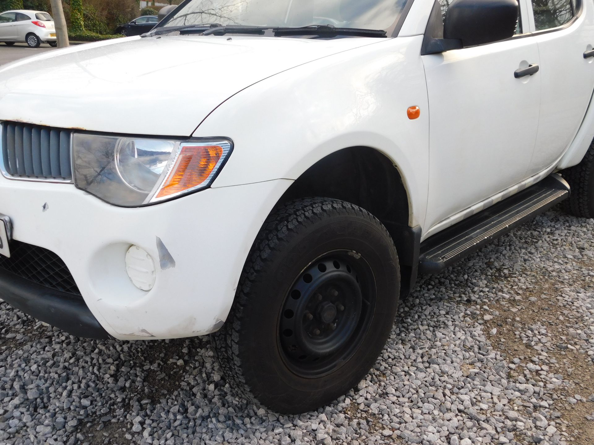 Mitsubishi L200 LWB Diesel Pick Up, DI-D 4Life 4WD, Registration BG07 YNS, First Registered 25th May - Image 13 of 17