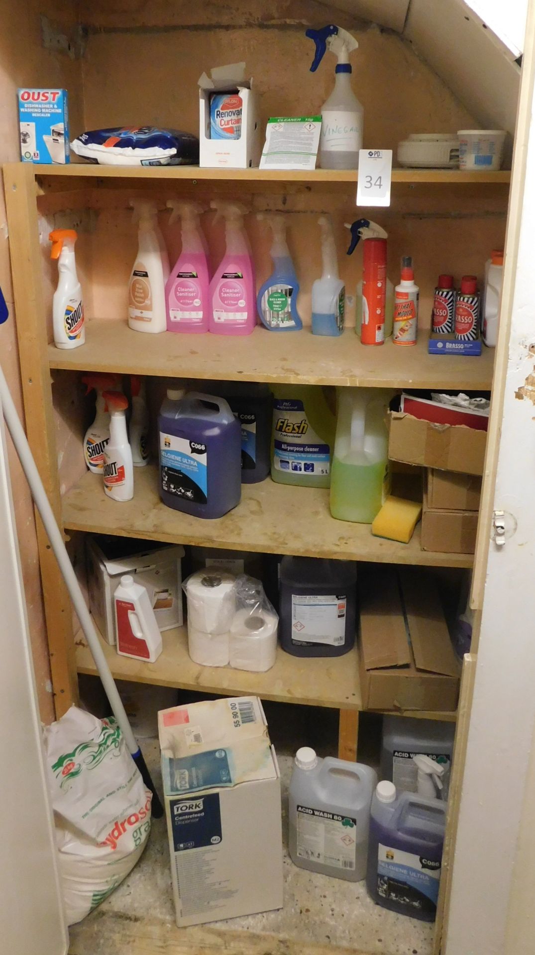 Quantity Cleaning Products, Paper Towels etc (Location Bloomsbury - See General Notes for More